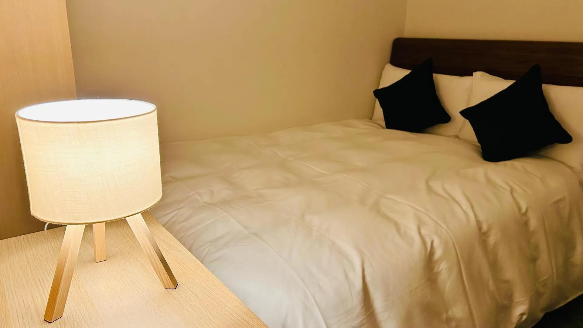 Asobo Osaka Nipponbashi Apartment Homestay