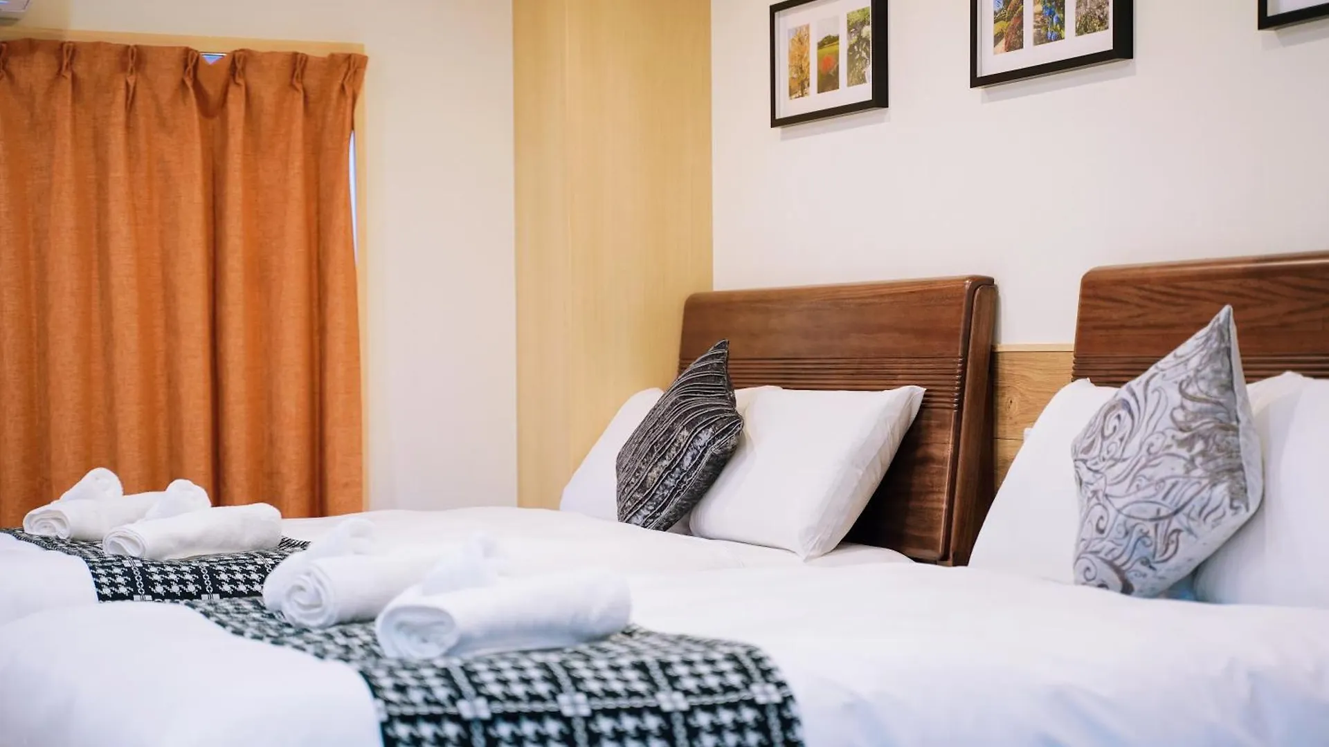 Asobo Osaka Nipponbashi Apartment Homestay